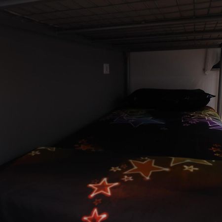 Sonche Hostel ティラナ エクステリア 写真