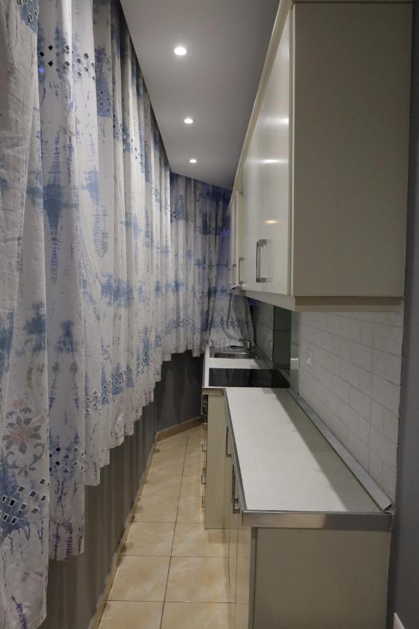 Sonche Hostel ティラナ エクステリア 写真